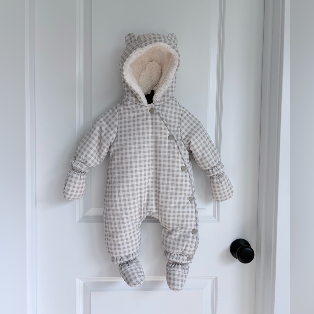 ❄️Zara Baby Gingham Hooded Snowsuit in Beige & White